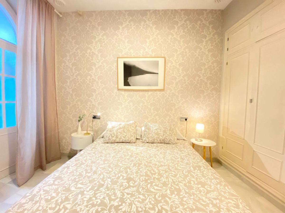 Apartamento Colon 1451 - Pleno Centro Y Wifi Gratis Cádiz Exteriér fotografie