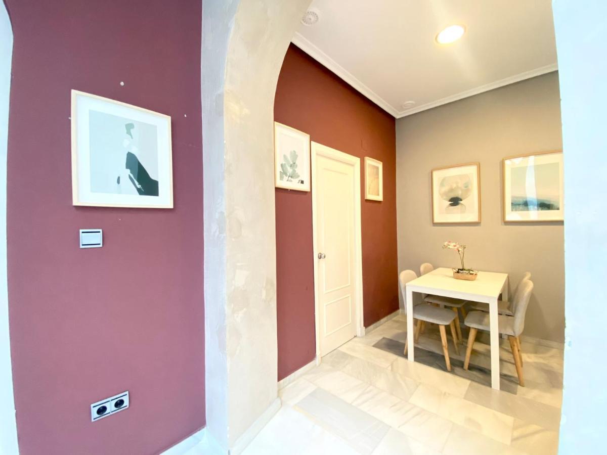 Apartamento Colon 1451 - Pleno Centro Y Wifi Gratis Cádiz Exteriér fotografie