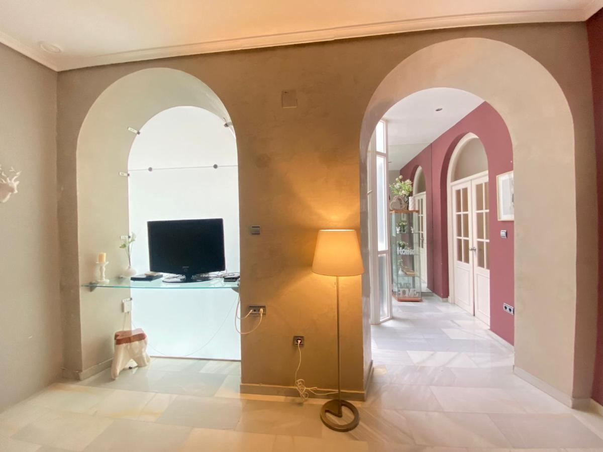 Apartamento Colon 1451 - Pleno Centro Y Wifi Gratis Cádiz Exteriér fotografie