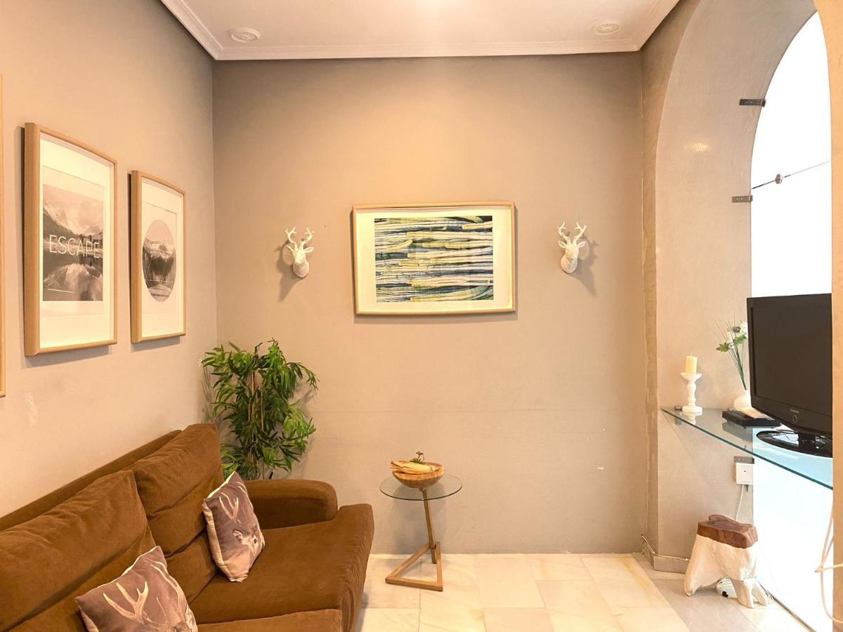 Apartamento Colon 1451 - Pleno Centro Y Wifi Gratis Cádiz Exteriér fotografie